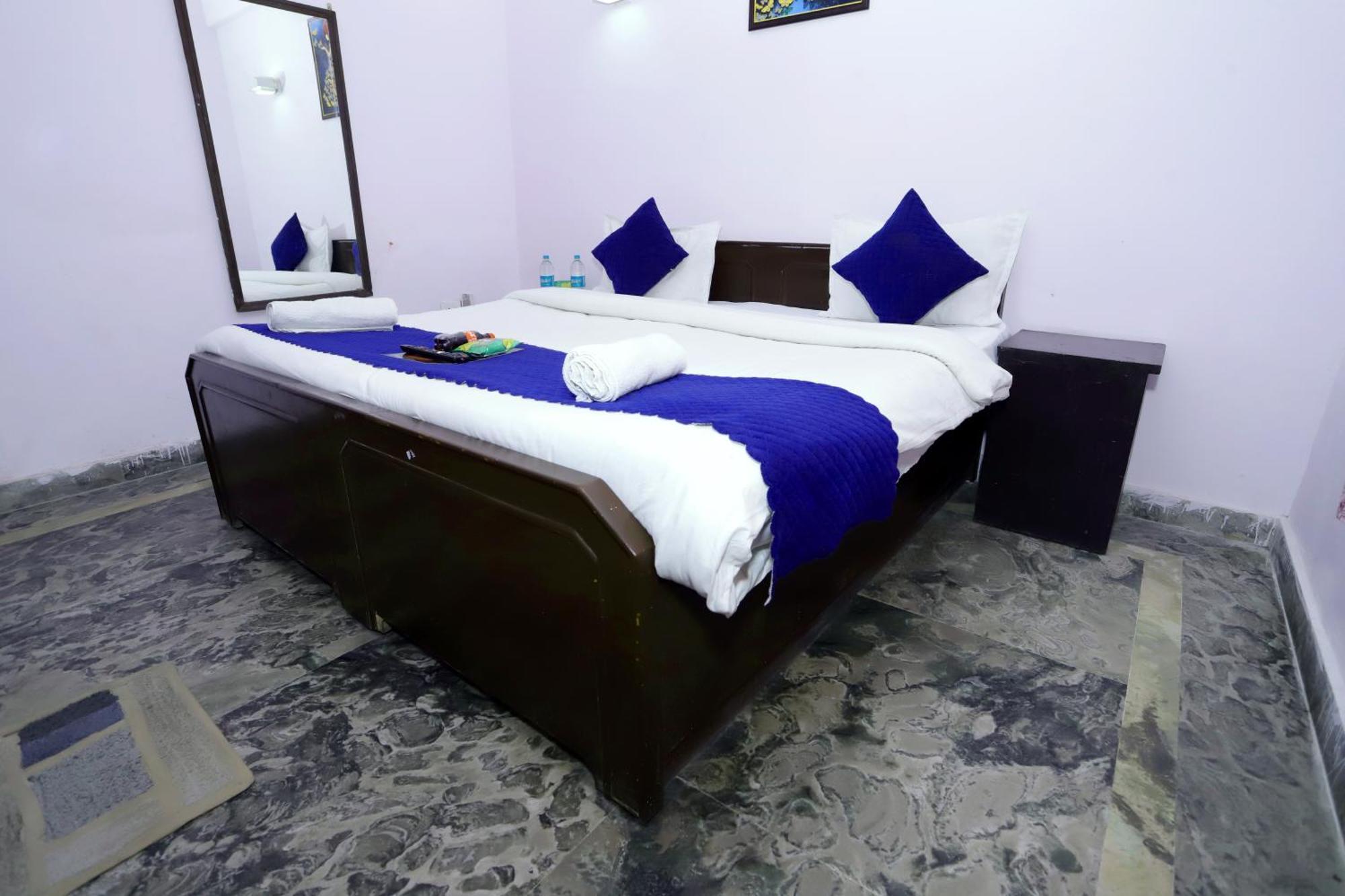 Hotel Warm Welcome - Noida Sector 51 Exteriér fotografie