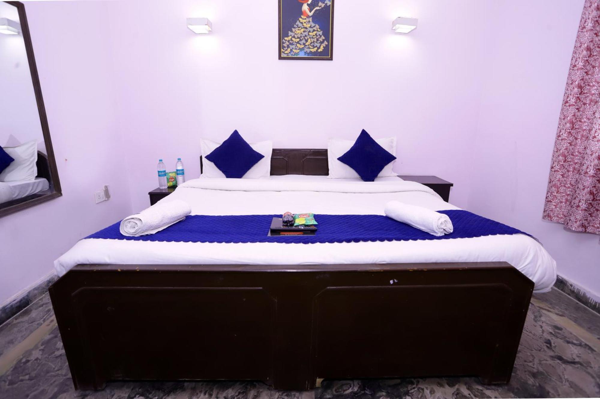 Hotel Warm Welcome - Noida Sector 51 Exteriér fotografie